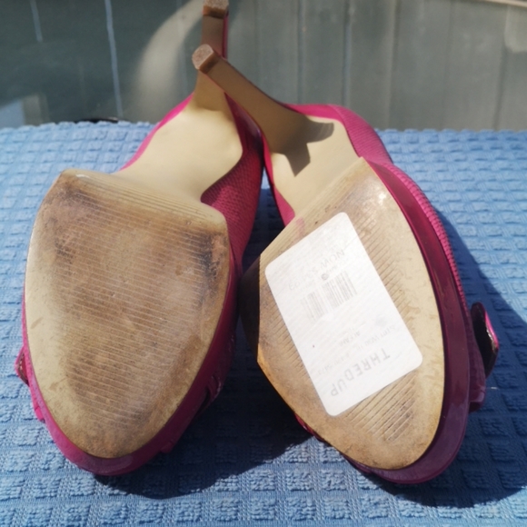 Shoes - Picture 3 of 3